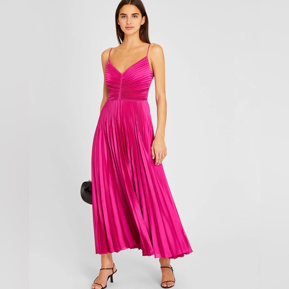 Women's Hot Pink Sleeveless Pleated
Midi Dress | CLUB MONACO Wedding Guest